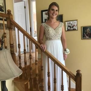 Meet your Posher, Emma